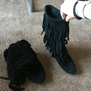 Black boots